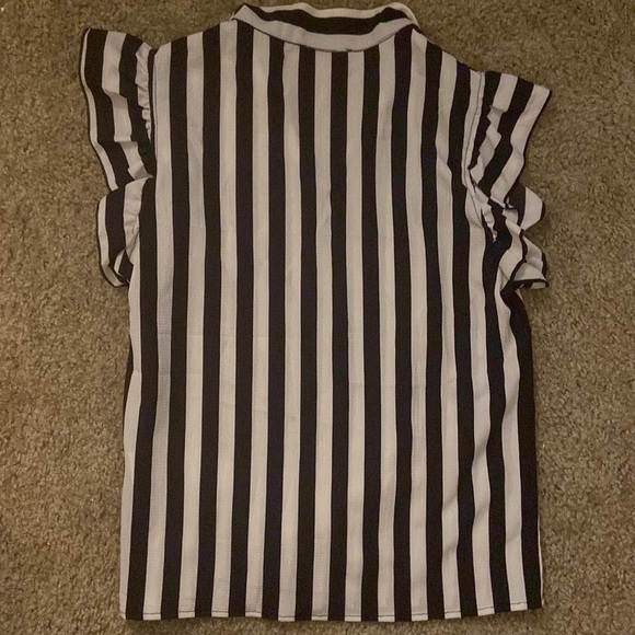 SHEIN stripe shirt Xs - Picture 5 of 5